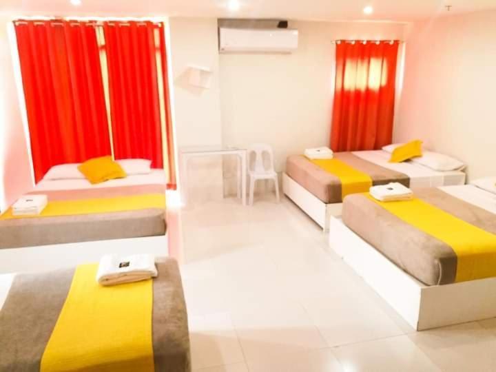 Villa Rosita Hotel Naga City By Reddoorz מראה חיצוני תמונה